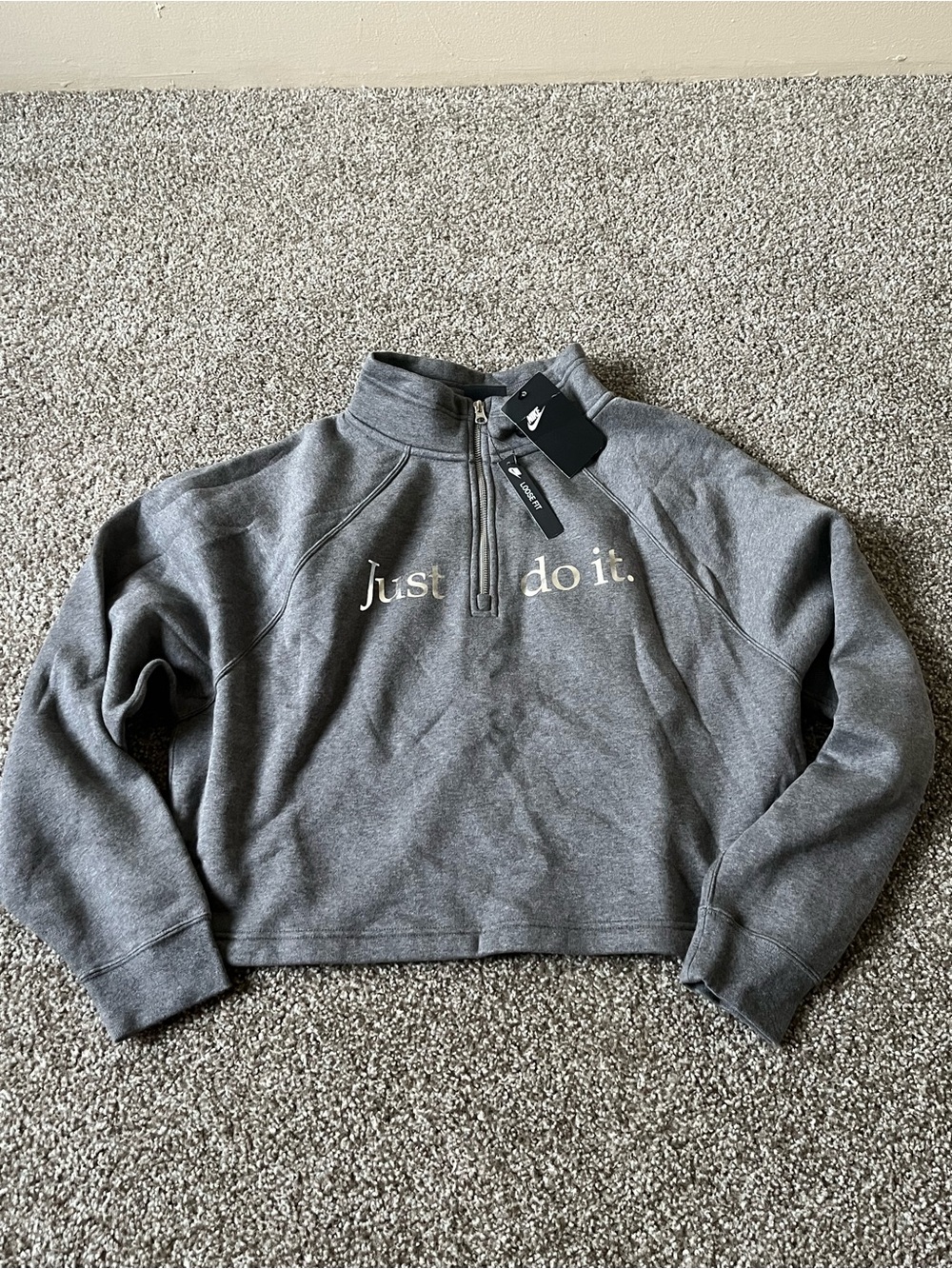 Nike Women’s Large Gray 'Just do it.' Quarter-Zip Pullover